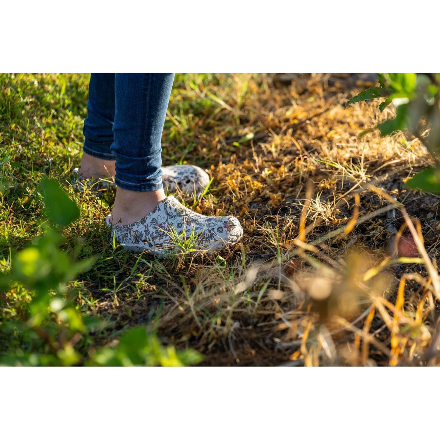 Muck Boots Women's Muckster Lite Clog in Light Grey/Floral Print